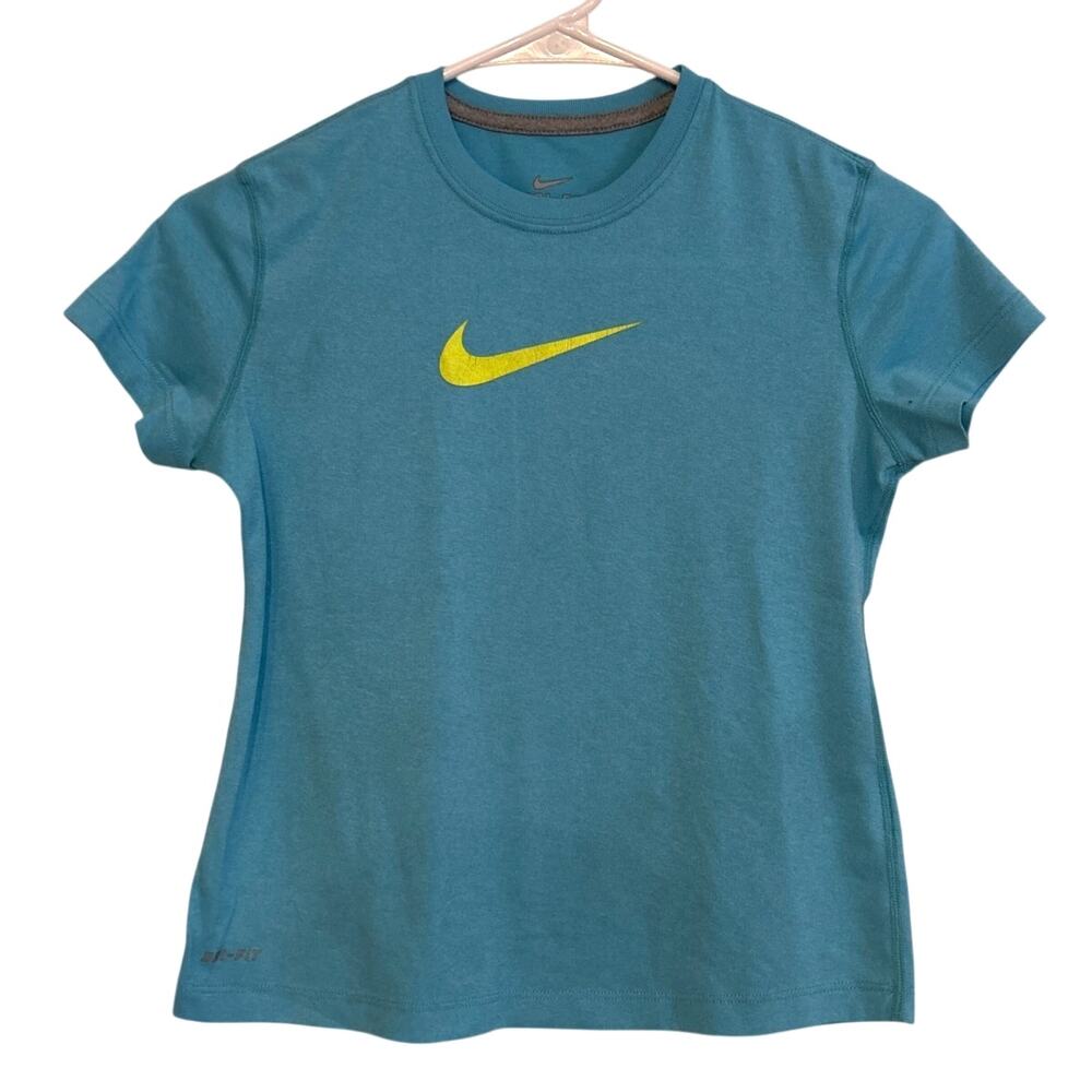 Nike Dri-FIT Boys Short Sleeve Athletic Tee Shirt Medium Blue
